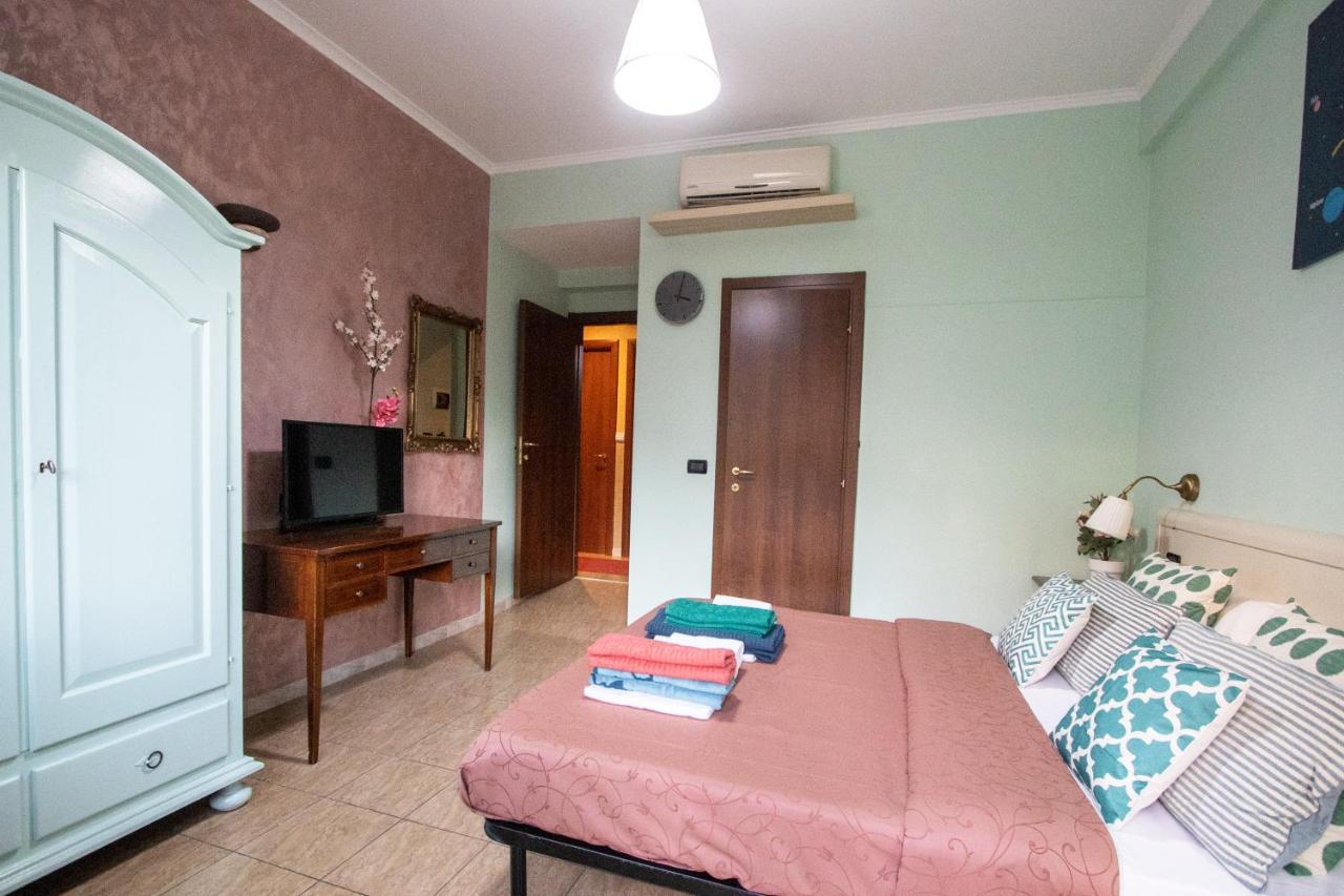 B&B Colorful Suite Yard Roma Dış mekan fotoğraf