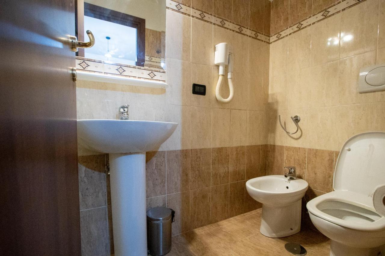 B&B Colorful Suite Yard Roma Dış mekan fotoğraf