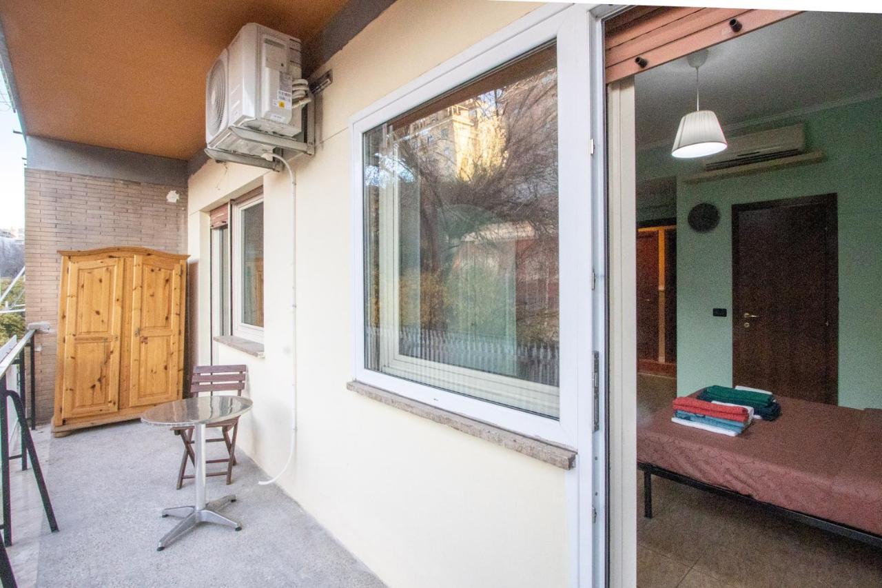 B&B Colorful Suite Yard Roma Dış mekan fotoğraf