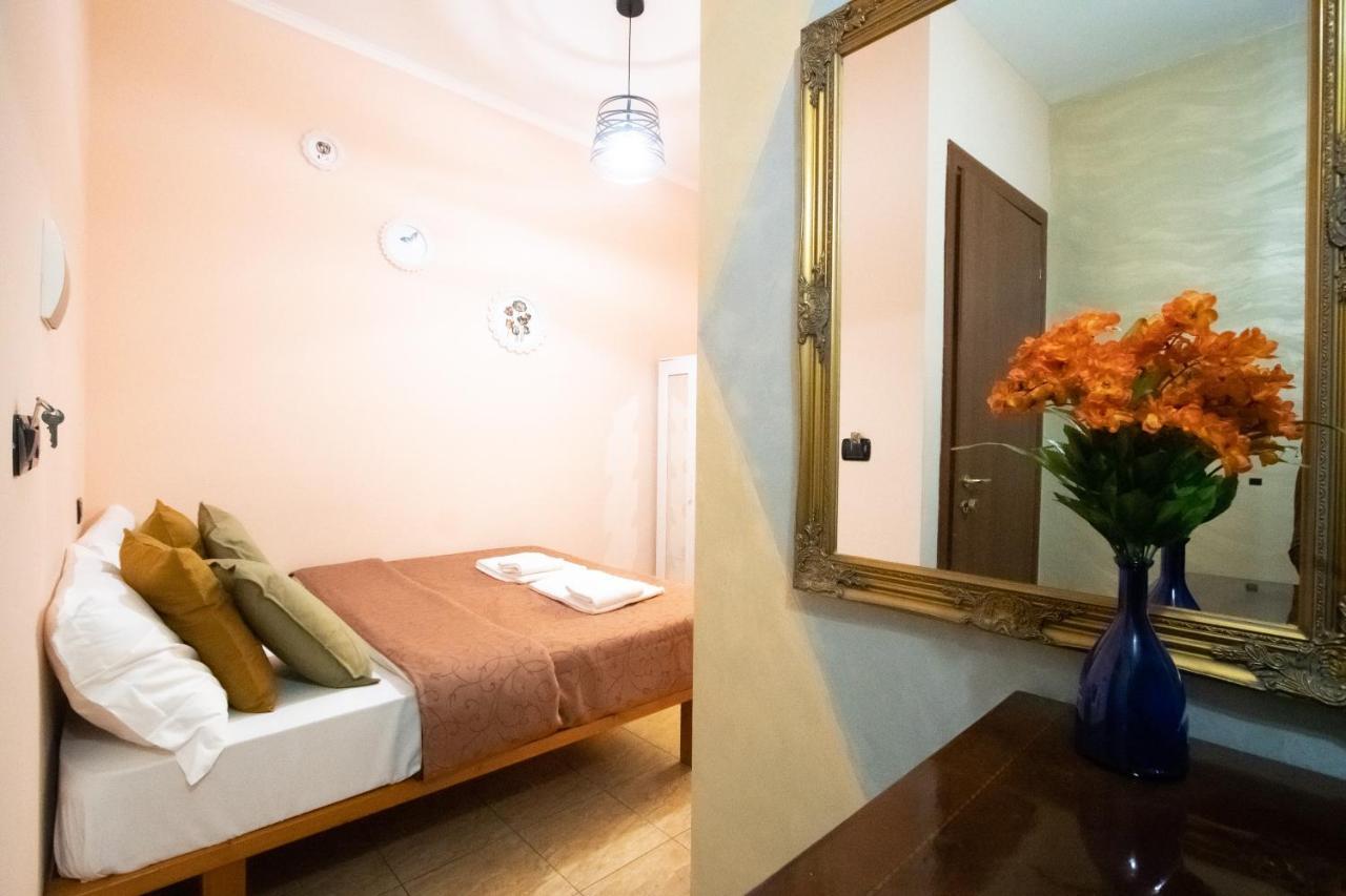 B&B Colorful Suite Yard Roma Dış mekan fotoğraf
